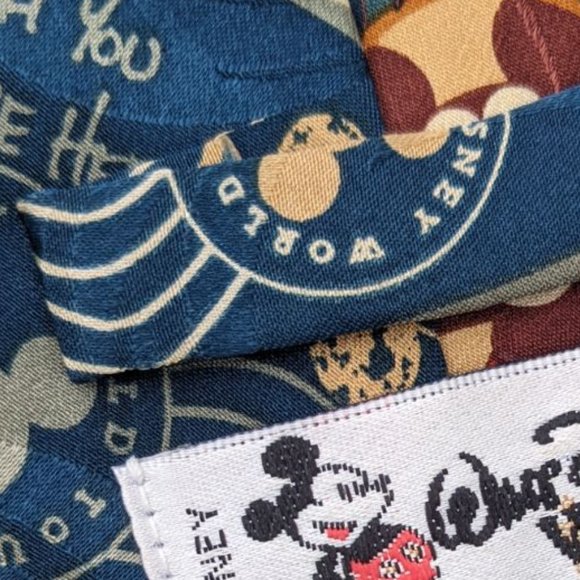 Novelty Disney Mickey Mouse World Tour Neck Tie NWOT - Picture 7 of 7